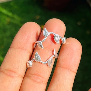 925 Sterling Silver Leaf Vine Ring Adjustable Botanical Ring Nature-Inspired Wrap Ring Handmade Plant Ring | Delicate Leaf Jewelry