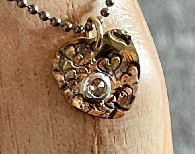 22K Gold Heart Pendant Necklace
