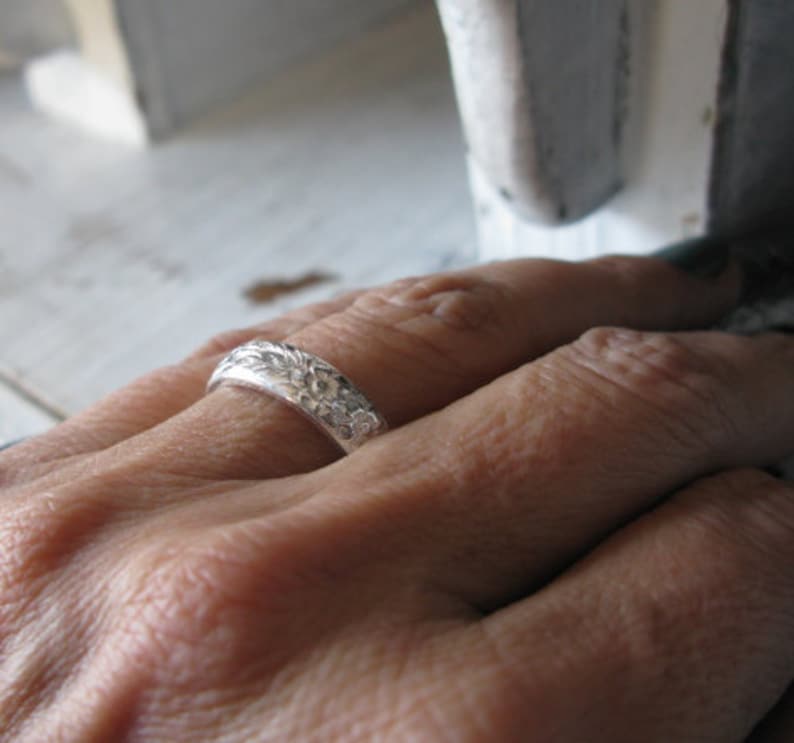 Vintage Sterling Silver Wedding Band 5mm Unique Wedding Band Silver Ring Carved Wedding Ring Hot Rox Vintage Wedding Band Renaissance Ring