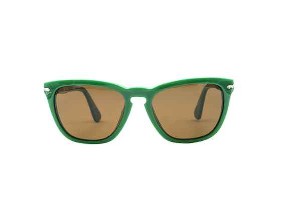 Persol 3024S Sunglasses