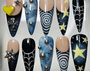 Coraline Press On Nails: 3D Star & Spiral Nail Art, halloween party