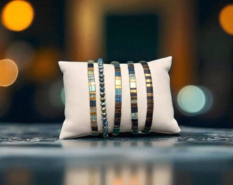 Pulsera Miyuki de media tila en negro, dorado, verde y bronce | Joyería elegante y luminosa