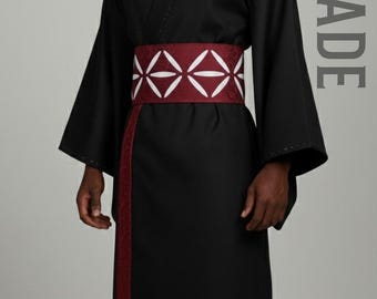 Kimono inspirado en Sukuna / Chaqueta de cosplay negra y granate / Hechicero Jujutsu / Ropa de calle de anime / Regalo de estilo japonés para él