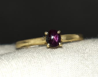 Minimal Gold 6 Rays Star Ruby Solid 14K Gold Ring | Oval Stone Stacking Ring | Handmade Dainty Ring | Everyday Jewelry Gift for Her