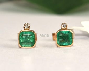 100% natuurlijke smaragd en diamanten oorbellen van massief 14 kt goud | Vierkant smaragd geslepen | Minimalistisch fijn sieraadcadeau
