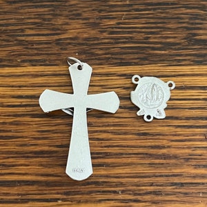 Rose Rosary Center Set Flared Edge Crucifix Pendant 1-5/8 image 3