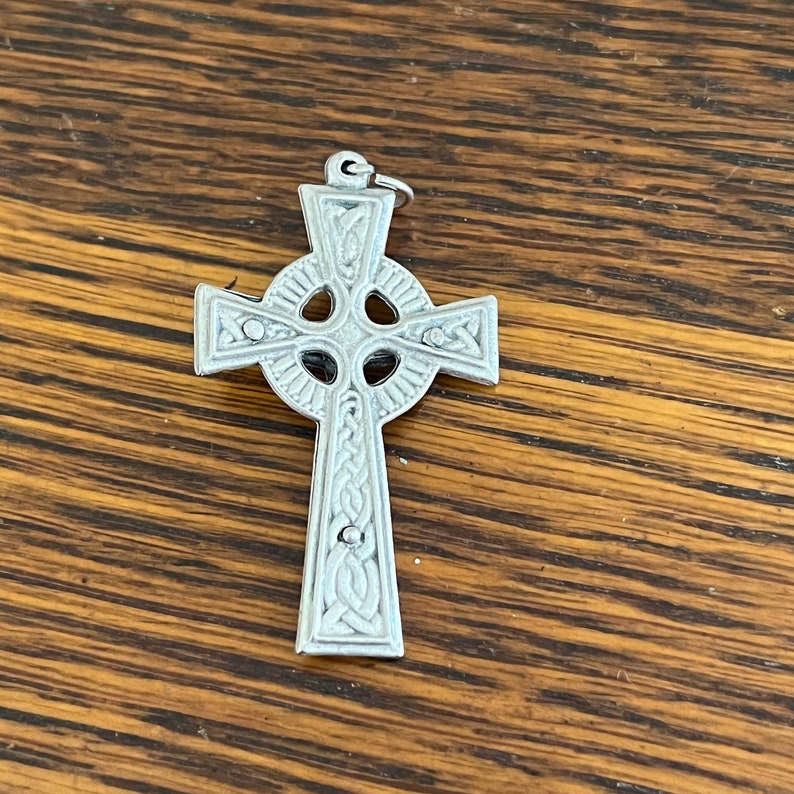 Celtic Cross Pendant back side