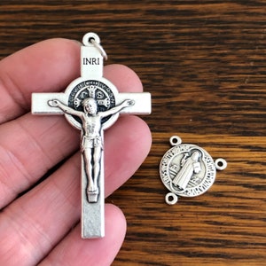 St Benedict Rosary Set Centerpiece & Crucifix Pendant 2-1/8 image 2