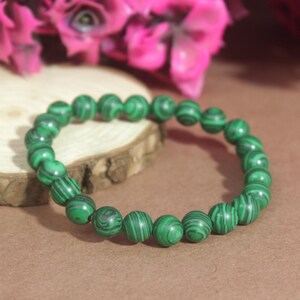 Natural Malachite Bead Bracelet: 8 mm Round Crystals 100% Real Genuine Malachite Bracelet, Stretch Gemstone Bracelet,Gift for her