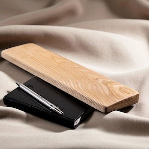 Walnut Wood Wrist Rest for Mechanical Keyboards | Handmade Ergonomic Keyboard Armrest Pad | Natural Grain Office Desk Accessory