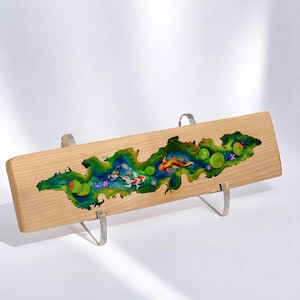 Koi Fish Resin Wrist Rest for Mechanical Keyboard, Handmade Aquatic Scene Desk Support for Office or Gaming Setup with Nature Detail