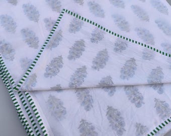 Handblock Printed Cotton Dohar: Lightweight Indian Summer Quilt