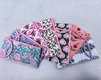 Estuche acolchado de algodón estampado a mano para gafas de sol