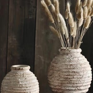 陶器製花瓶 白と茶色 茶色と白の素朴な陶器の花瓶 | ミニマリストのモダンな装飾