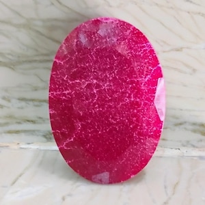 Natural Red Ruby Gemstone – 300-400 Carat Burma Oval, AAA Premium – Reiki Healing, Root Chakra Energy – Untreated Vibrant Red