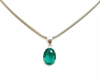 Colombian Emerald Pendant Necklace | 10-15 Ct Oval Gemstone, Sterling Silver