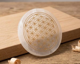 Flower of Life Resin Coin Gold Sacred Geometry Energy Disc Handmade White Resin Meditation Tool Spiritual Home Decor Altar Gift