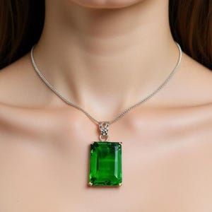 Handmade Green Emerald Pendant Necklace | Reiki Healing Jewelry