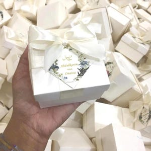 Eleganta presentförpackningar för bröllopsfavoriter med band och personlig etikett – Anpassad Nikkah-presentförpackning