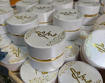 Scatole regalo personalizzate con calligrafia araba / Scatole regalo di lusso bianche e dorate per matrimonio / Nikkah / fidanzamento