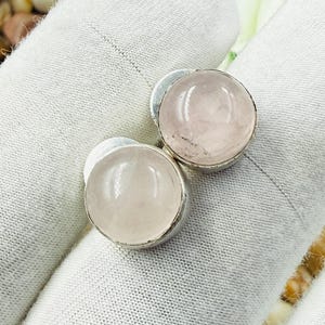 Handgjorda örhängen i rosenkvarts med runda ädelstenar i sterling silver i 925