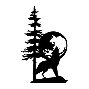 Pode incluir: Silhueta preta de um lobo uivando para a lua, com um pinheiro alto à esquerda. O lobo está em uma pequena plataforma, e a lua é um grande círculo atrás dele. Adequado para arte de parede ou decoração.