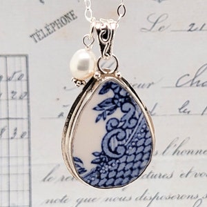 Transferware blu e bianco Teardrop #2 Gioielli cinesi rotti