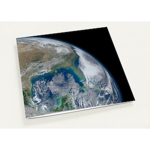 Biglietti d'auguri Earthrise 5,25x5,25" (confezione da 10) - Apollo11 Photo, carta premium, opzione lamina, FSC Eco‑Friend (USA e Canada)