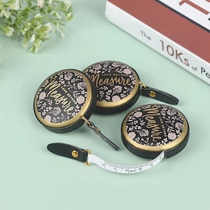 1.5 Meters Vintage Portable Measuring Tape with Accurate Centimeter and Inch Scale for Wood Arts and DIY Projects