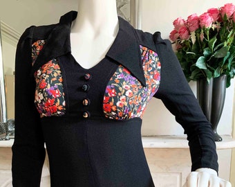 Vestido floral de crepé con musgo de Radley de los años 70