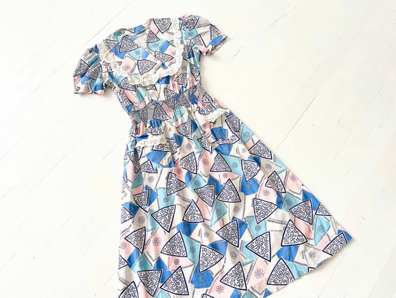 1940s Pastel Printed Cotton Dress with Eyelet Trim - image 1