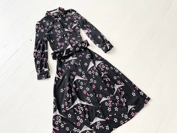 1970s Hanae Mori Dark Floral Print Jersey Dress