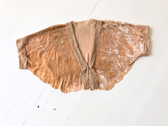 1930s Peach Silk Velvet + Lace Capelet