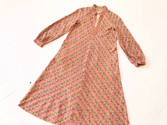 1970s Patterned Caftan Dress