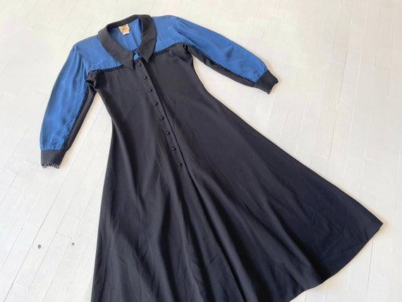 1990s Beaded Black + Blue Button Down Dress - image 8