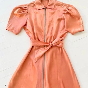 1940s Peach Pink Rayon Satin Puff Sleeve Zip Front Dress image 4