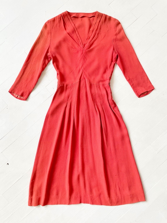 1940s Coral Rayon Crepe Dress - image 2