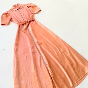 1940s Peach Pink Rayon Satin Puff Sleeve Zip Front Dress image 1