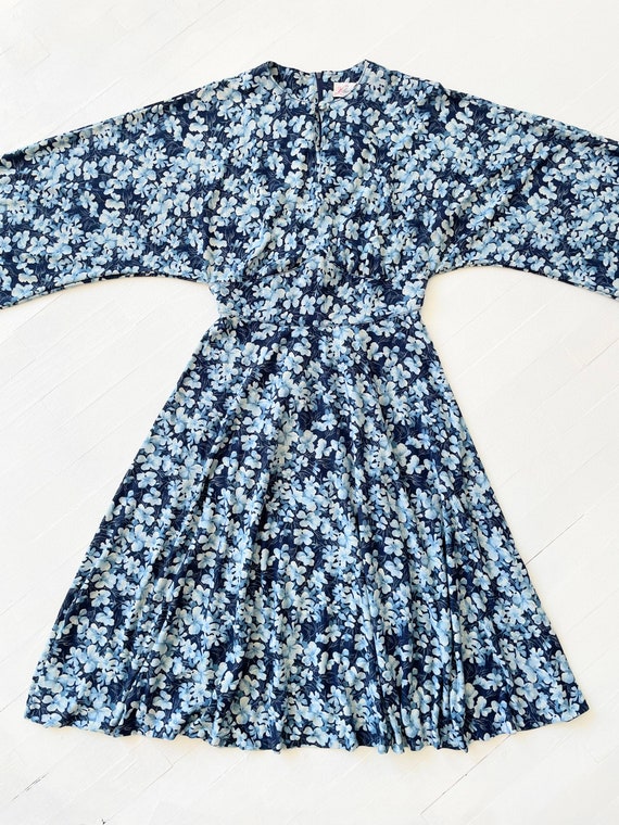 1980s Blue Floral Print Cotton Dress - image 6