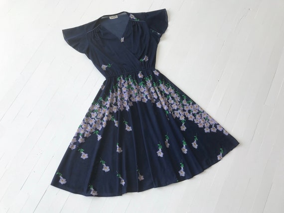 1970s Flutter Sleeve Floral Print Dress
