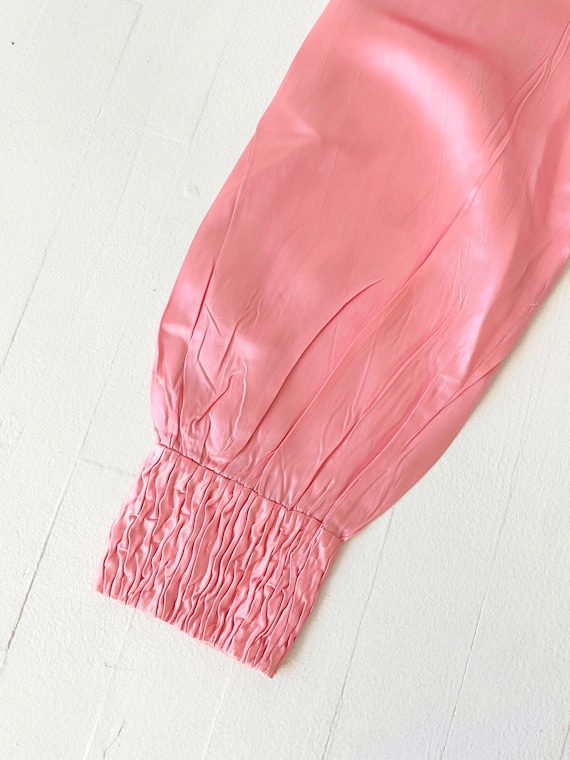 1940s Bubblegum Pink Rayon Robe - image 4