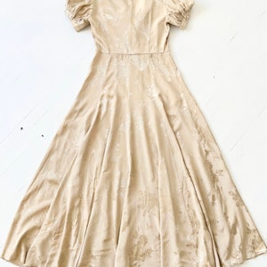 Vintage Gold Satin Jacquard Puff Sleeve Maxi Dress image 4