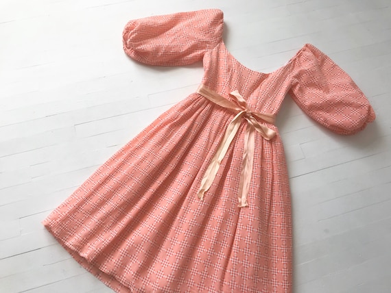 1980s Peach Diamond Print Dress with Balloon Sleev