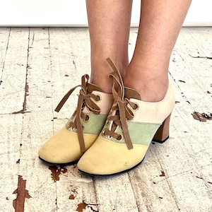 1960s Pastel Suede Oxford Heels