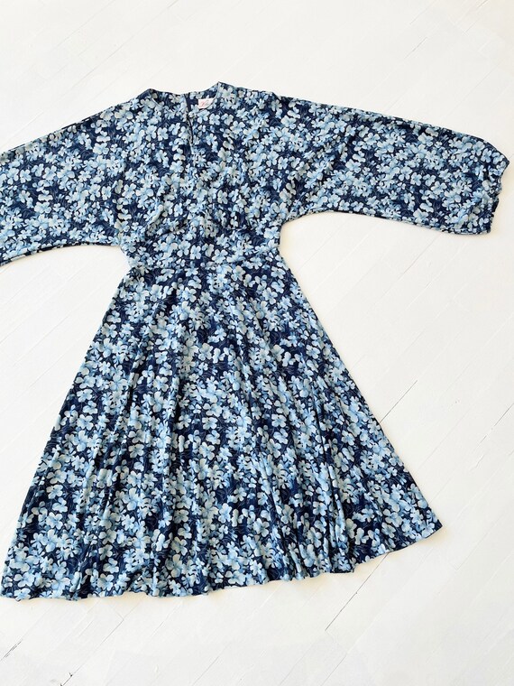 1980s Blue Floral Print Cotton Dress - image 3