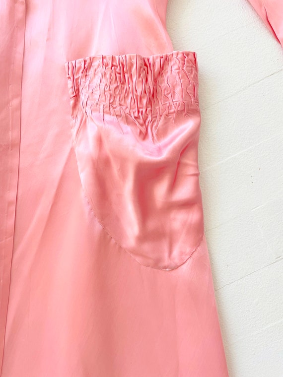 1940s Bubblegum Pink Rayon Robe - image 6