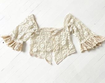 1970s White Crochet Lace Shrug