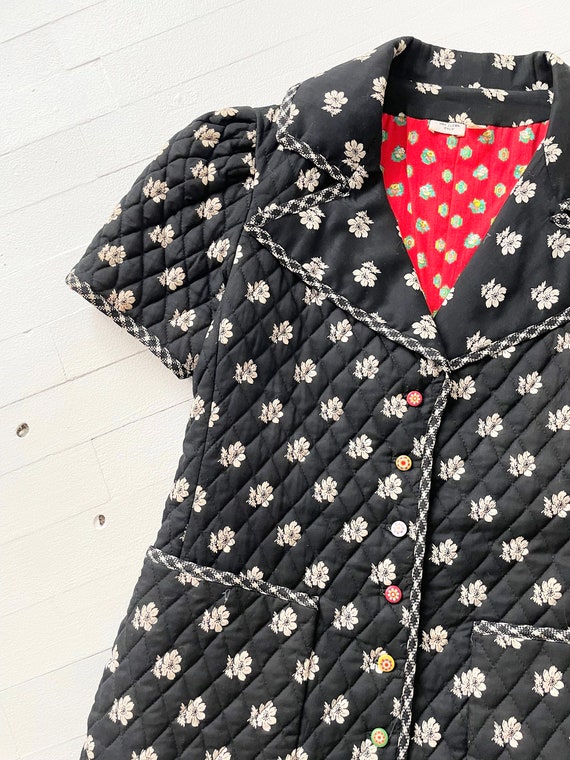 1970s Quilted Black Floral Print Jacket - image 2