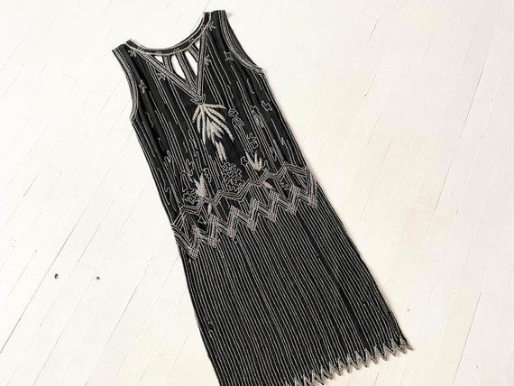 1980s does 1920s Beaded Silk Flapper Dress - image 8