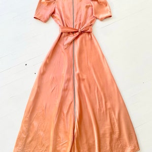 1940s Peach Pink Rayon Satin Puff Sleeve Zip Front Dress image 3